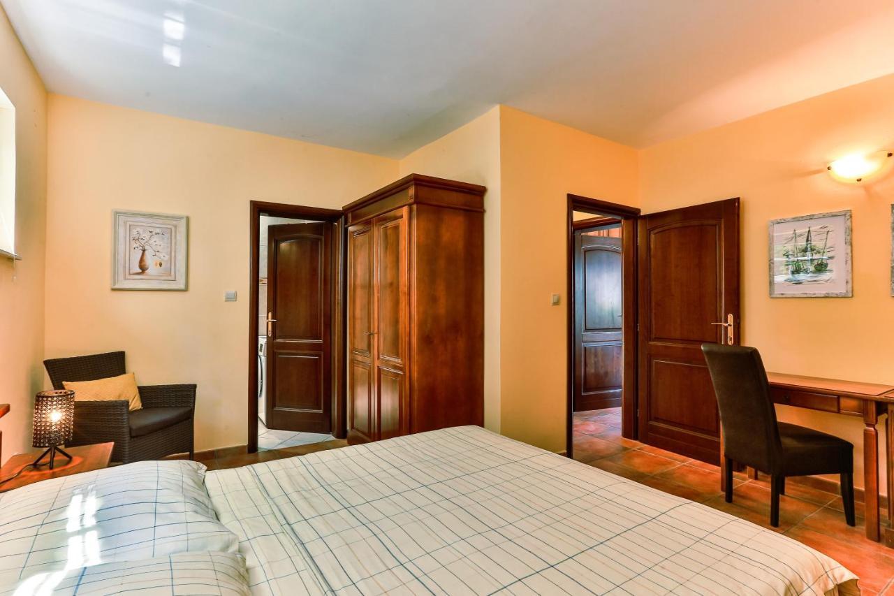 daMonte – Apartments&rooms Budva Buitenkant foto
