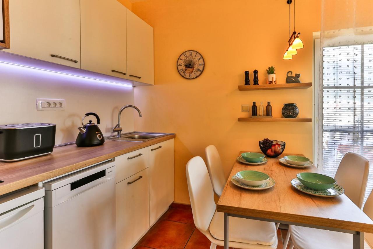 daMonte – Apartments&rooms Budva Buitenkant foto