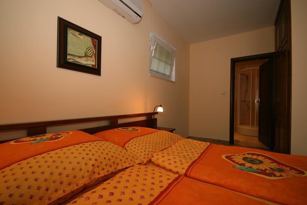 daMonte – Apartments&rooms Budva Buitenkant foto